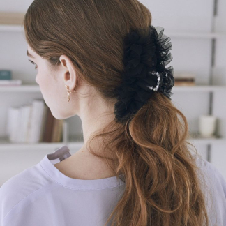 Maison de FLEUR 薄紗串珠髮夾 Maison de FLEUR 薄紗串珠髮夾