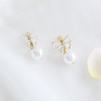 Maison de FLEUR 珍珠絲帶耳環