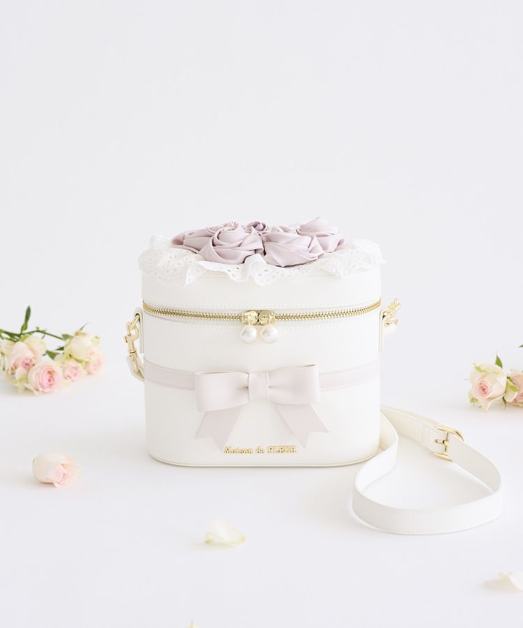 Maison de FLEUR 玫瑰花束立方體單肩包 Maison de FLEUR 玫瑰花束立方體單肩包