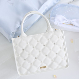 Maison de FLEUR 珍珠裝飾絎縫方形單肩包