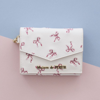 Maison de FLEUR 緞帶刺繡迷你錢包