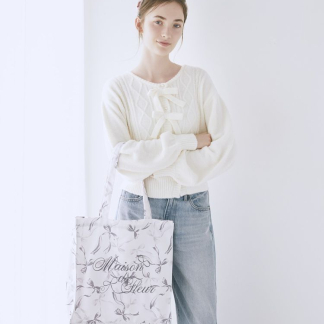 Maison de FLEUR 【A4尺寸適用】品牌logo刺繡緞帶印花方形手提袋 Maison de FLEUR 【A4尺寸適用】品牌logo刺繡緞帶印花方形手提袋