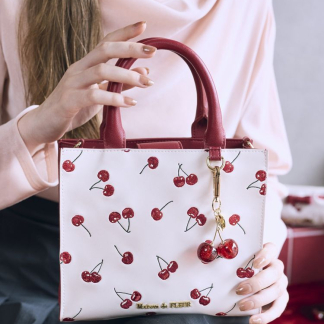 Maison de FLEUR 櫻桃刺繡單肩包 Maison de FLEUR 櫻桃刺繡單肩包