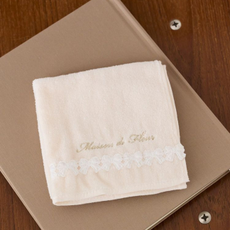 Maison de FLEUR 絲帶蕾絲毛巾手帕 Maison de FLEUR 絲帶蕾絲毛巾手帕