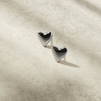 預訂GOLDY Tiny Heart 不鏽鋼耳針
