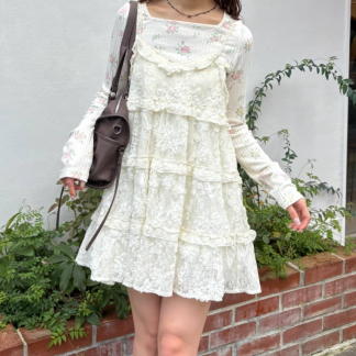 w closet 【新款波點圖案上市！ 】【四季皆宜】3D蕾絲迷你吊帶連身裙